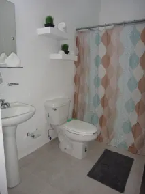 Tropical Paradise Apartment - Image 3