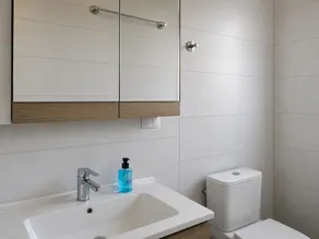 Helen Beachfront Apartments - Image 5