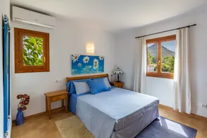 Casa de vacaciones 'S Estanyol' con vistas al mar, Wi-Fi y aire acondicionado - Image 5