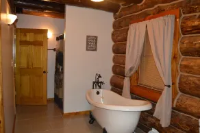 Bear Trail Lodge  - Potter County Vacation Home - Image 5
