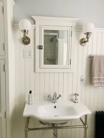 Beautifully Remodeled Family Size Apartment, Ideal for Downtown & Beach Getaway - Image 3