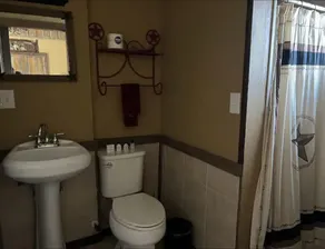 The Juniper Room - The Ranch House Motel - Image 2