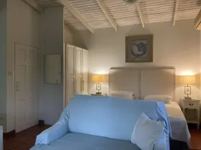 Ground Floor Apt with garden only 3 mins walk to Beach and Beach Club - Image 4