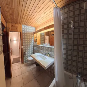 Alpen-Retreat mit Spa - Image 3