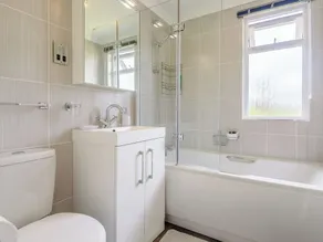 2 bedroom accommodation in Llanynis, near Builth Wells - Image 3
