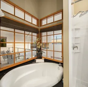 Harbor View House - Image 2