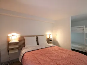La Bourboule: Apartamento Dúplex T2 3* en Centro con Parking - Image 3