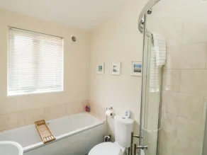 GLOCCAMAURA, pet friendly, with hot tub in Bovey Tracey - Image 3
