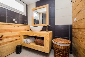 sweet chalet in paradise - Image 2