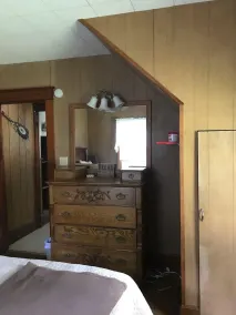 4 bedroom lakefront cottage - Image 3