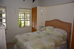 Hummingbird Nr Holetown  2 bed  with pool - Image 4