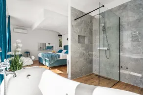 Villa Lea with 4 bedrooms, 40sqm pool, Hot-Tub, 2km from beach - Image 4