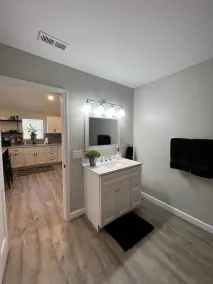 Fully Renovated Cottage - Minutes from Appalachian Trail & Carvins Cove - Image 3