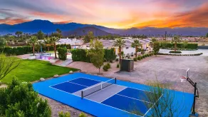 Private Oasis: 45 ft Pool, Spa, NEW Pickleball Ct, 9-hole Golf, Grass Volleyball - Image 3