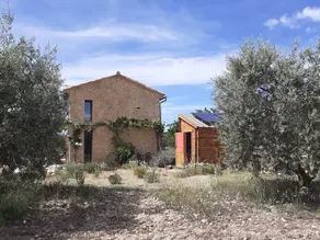 Eco-rustic cabin amid lavender and olive trees - Image 3