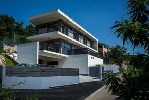 Villa avec sauna, jardin et piscine privée - Image 5