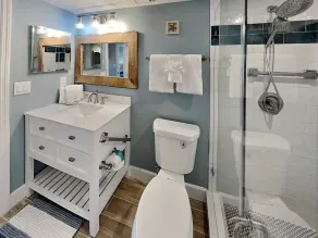 Castle Beach 105 by Distinctive Beach Rentals - Image 3