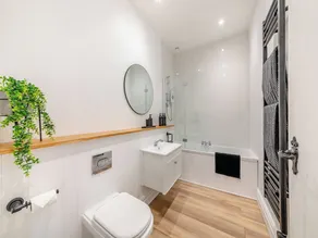 2 bedroom accommodation in Durham - Image 2