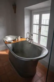 Luxury 6-bed Tuscan Villa near Lucca and Florence - Image 4