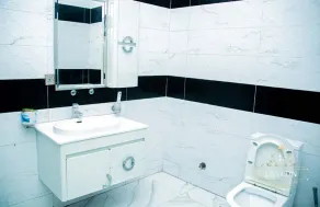 Laycon hotel and suites - Image 4