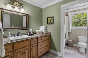 Escape to the countryside with the Farmhouse at Carmels Landing! - Image 3