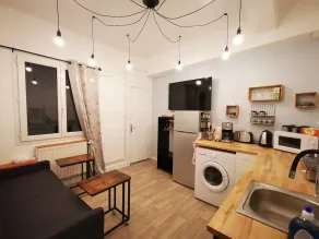 Studio City Center Rive de Gier | Netflix Wifi Ideal Displacement Pro - Image 4