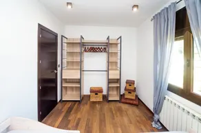 SÆRLIGT TILBUD - STOR HAVEN LANDBRUGSMILJØ MED IDEAL FAMILIE PRIVAT POOL - Image 2