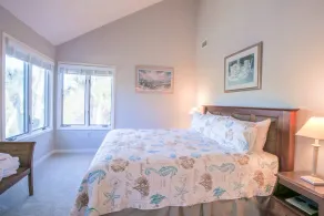 3 Minute Walk to Beach! Corner Townhome-Style Villa w/ Outdoor Decks & Incredible Lagoon Views. - Image 5