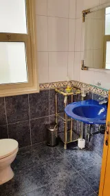 Eine freistehende Luxusvilla am Meer mit beheiztem Pool & herrlichem Blick - Image 2