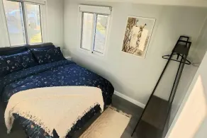 Honey Wines Aust. Tiny House - Image 5