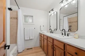 The Brite House – Newly Remodeled 6 Bed / 6 Bath Retreat - Image 5