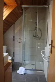 ALSACE gite 3* prox. Dispo ponts mai climatisé jardin balcon piste cyclable - Image 4