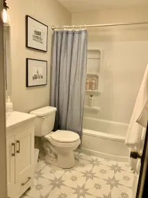 Family Friendly Home Centrally Located with Private Yard - Image 2