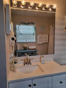 Cozy Dream Cottage/short distance from beautiful white sand beaches - Image 2