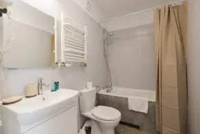 ShortStayPoland Apartamentowa B180 - Image 4