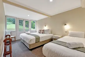 Wollombi Cottage | Fresh & Refurbished | Walk to the Village - Image 4