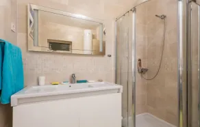 Awesome Apartment In Veli Losinj With Wifi - Image 3