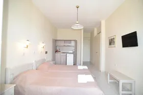 Budget Studios Panorama, Pythagorion - Image 3