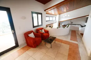 Kouvelia Country Home Luxury Villa Rental - Image 3