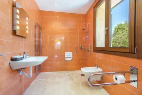 Luxurious air conditioned contemporary finca with large heated pool - Image 4