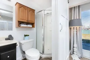 Fun and Cozy Getaway - Image 4
