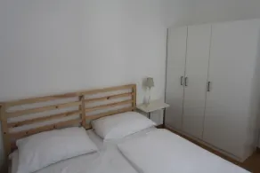 Quiet city apartment with balcony - Image 5