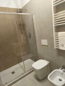 B&B Aura - Image 3