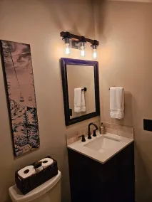 Dog-friendly condo with 6 SHARC passes & great golf course views - Image 4