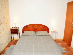 Charming 18th Century Gîte with Garden, Near Castles & Vineyards, Pet Friendly - Image 3