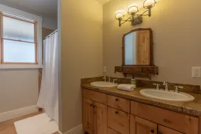 Trinity :Sleeps 10- HotTub-GameRoom-Huge Kitchen-Perfect4Groups Tram & Mtn View - Image 4