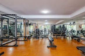 3bdr Sauna Pool Gym Parking - Image 2