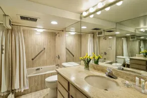 Comfortable & Modern 2 Bedroom Apartments - Right on the Slopes! - Image 2