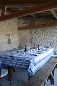 Con piscina privata in splendida posizione in campagna, può ospitare fino a 10 persone - Image 5