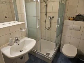 Für Familien, Freunde, Kinder. Großer Garten, 5 Schlafzimmer, Kamin. Zentral! - Image 4